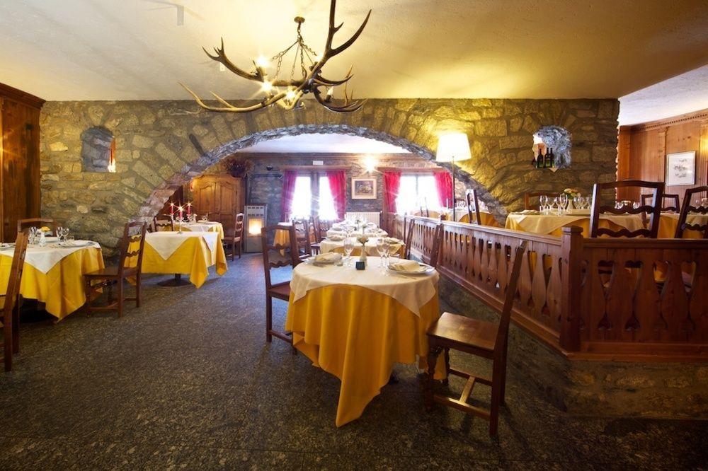 Hotel Dolonne Courmayeur Zewnętrze zdjęcie