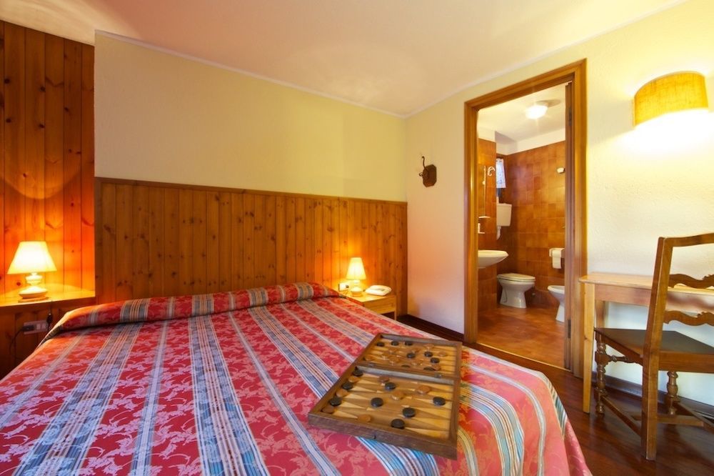 Hotel Dolonne Courmayeur Zewnętrze zdjęcie